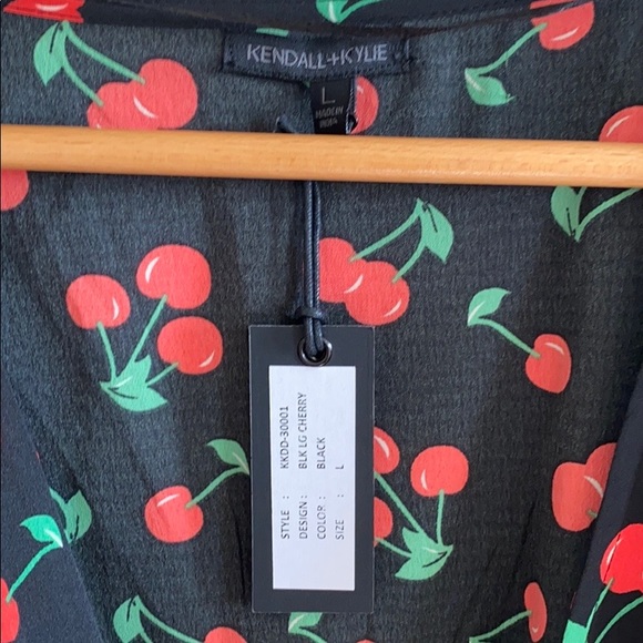 Kendal & Kylie Black Cherry Print Wrap Dress - Picture 4 of 5